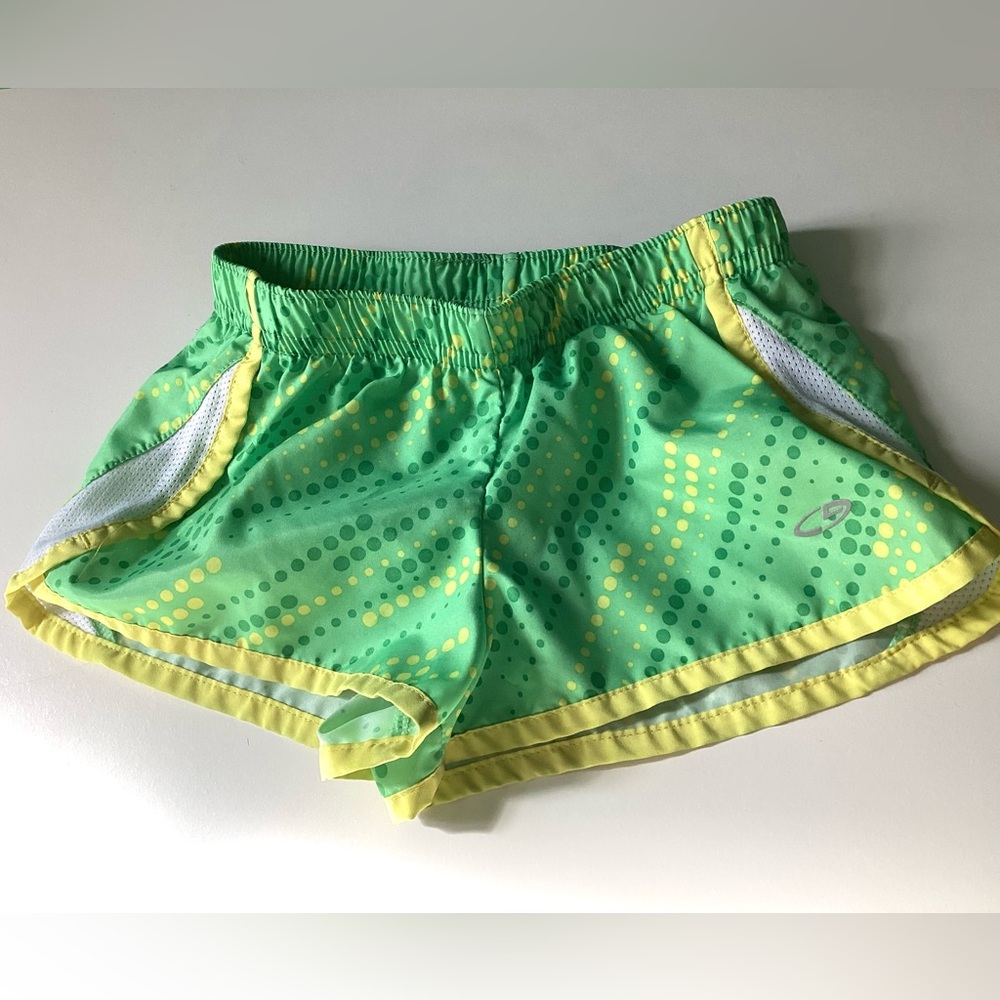 Champion kids sport shorts. Size 5/6